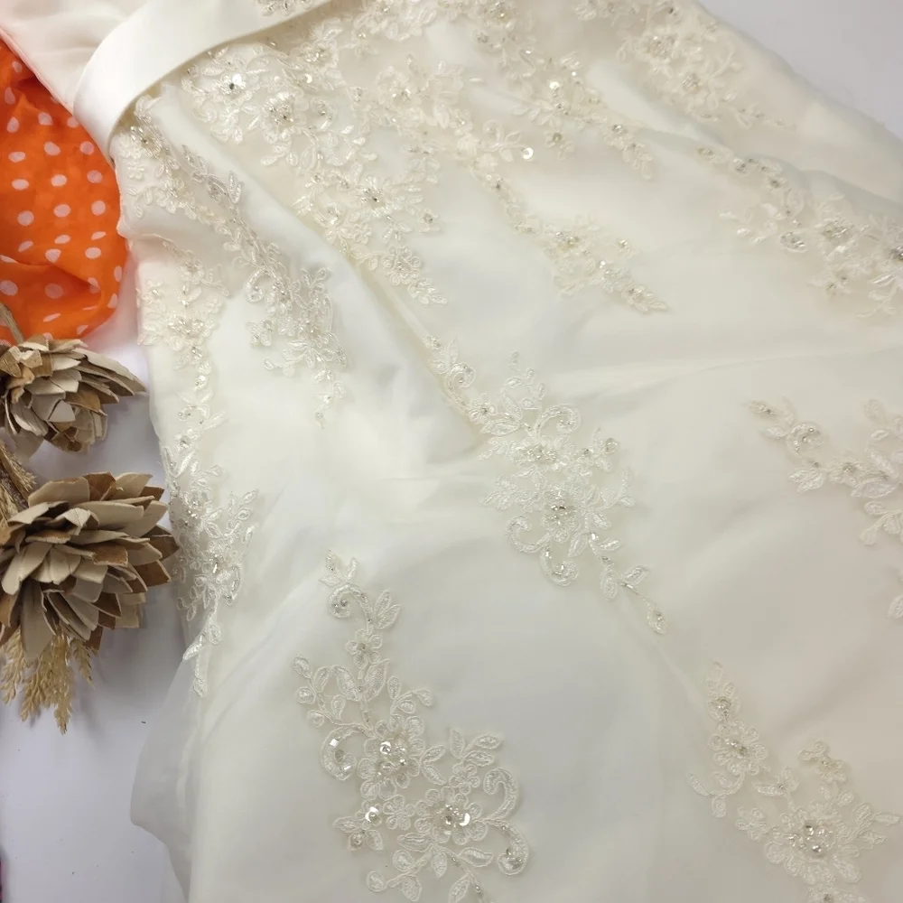 Elegant Cream Strapless Wedding Dress Sz 6 - Picture 5 of 13